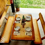 And Garden House Among The Mountains Apartamento *