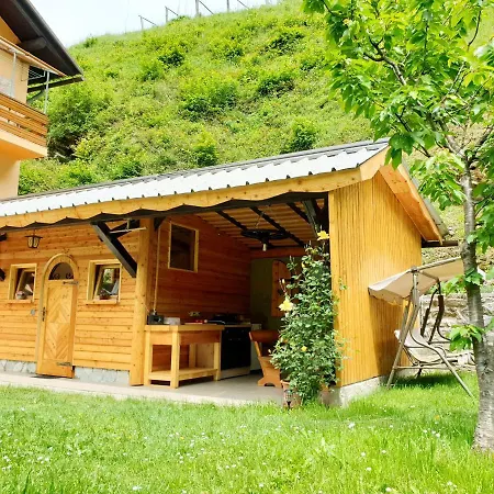 Apartment And Garden House Among The Mountains Podbrdo