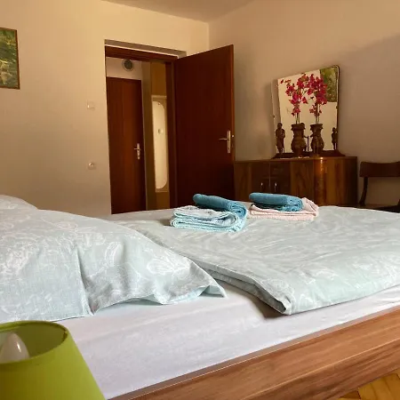 And Garden House Among The Mountains