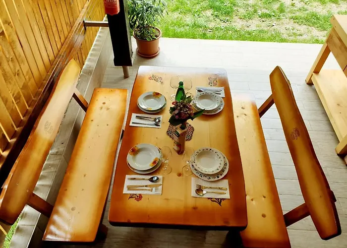 And Garden House Among The Mountains Apartment *