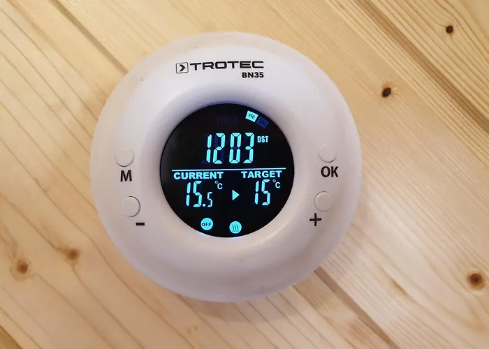 And Garden House Among The Mountains Apartment