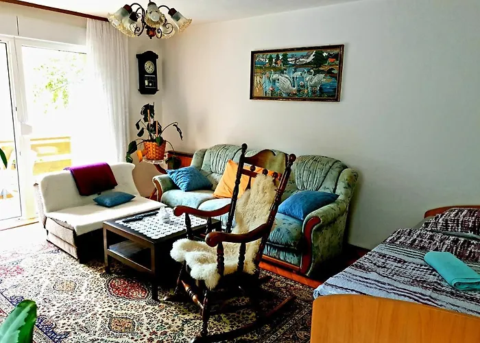 Apartamento And Garden House Among The Mountains *