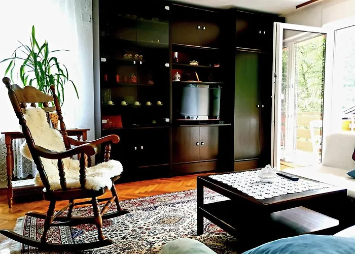 And Garden House Among The Mountains